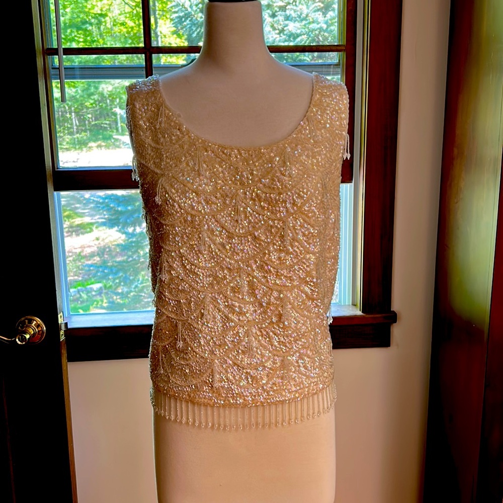 Vintage ‘50s/60s beaded top with back zip
